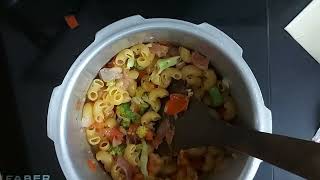 Pasta In Cooker| No Milk| No Flour| Yummy Pasta For Beginners| One Pot Meal