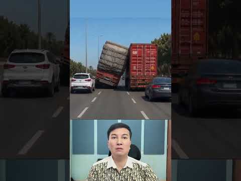 Tốt bụng thật ko lật xe quá  #haihuoc #duet #reviewvui #giaitri #viral