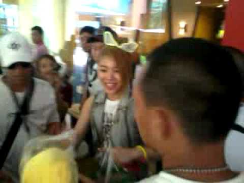 Ailee at MOA (4.9.2013)