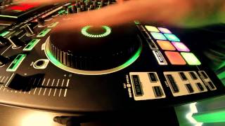 DJ Sandstorm Live (performance on the Roland DJ-808)