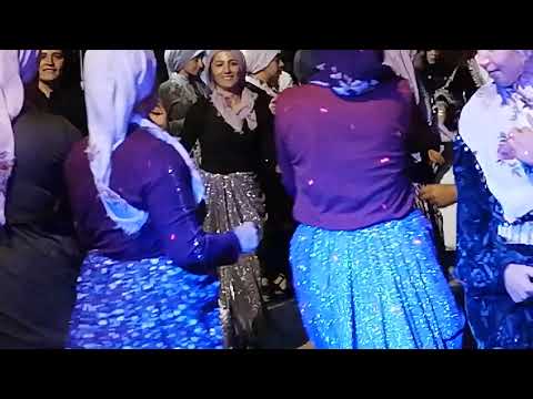 Müzisyen Özlem Ökten AKŞEHİR düğünleri Çakıllar köyü mahallesinden Ramazan & Güllü Üstündağ çiftin