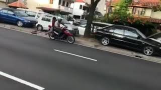 Download lagu 125z wheelie padu mp3