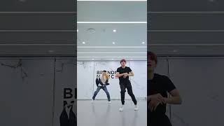 Download lagu Park Woojin & Lee Chaeyeon | Loser Challenge | #Kpop #Shorts #Ab6ix #Wannaone #Izone #KpopDance mp3