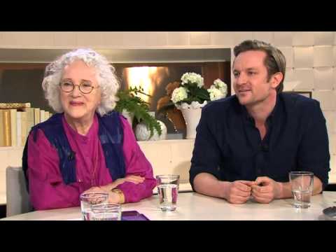 Vett och etikett: Så ska man bete sig mot äldre - Nyhetsmorgon (TV4)