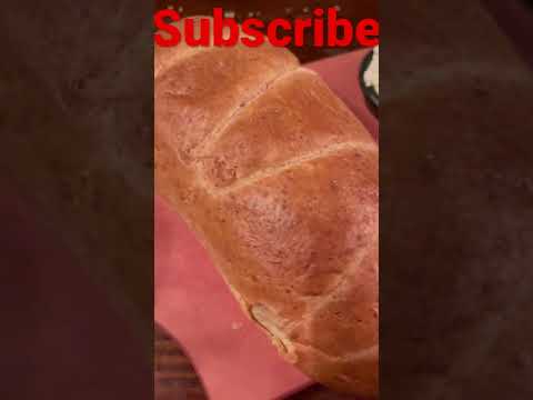 Longhorn’s Fresh Baked Bread and Butter #foodie #food #eatingshow #eatwithme #longhornsteakhouse