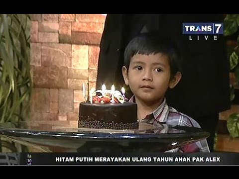 Hitam Putih 5 Mei 2015 Merayakan Ulang Tahun Anak Pak Alex [Supir Taksi]