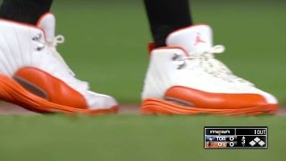 TOR@BAL: Machado&#39;s cleats have many cool features