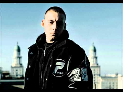 Sinan feat. Kool Savas & Moe Mitchell