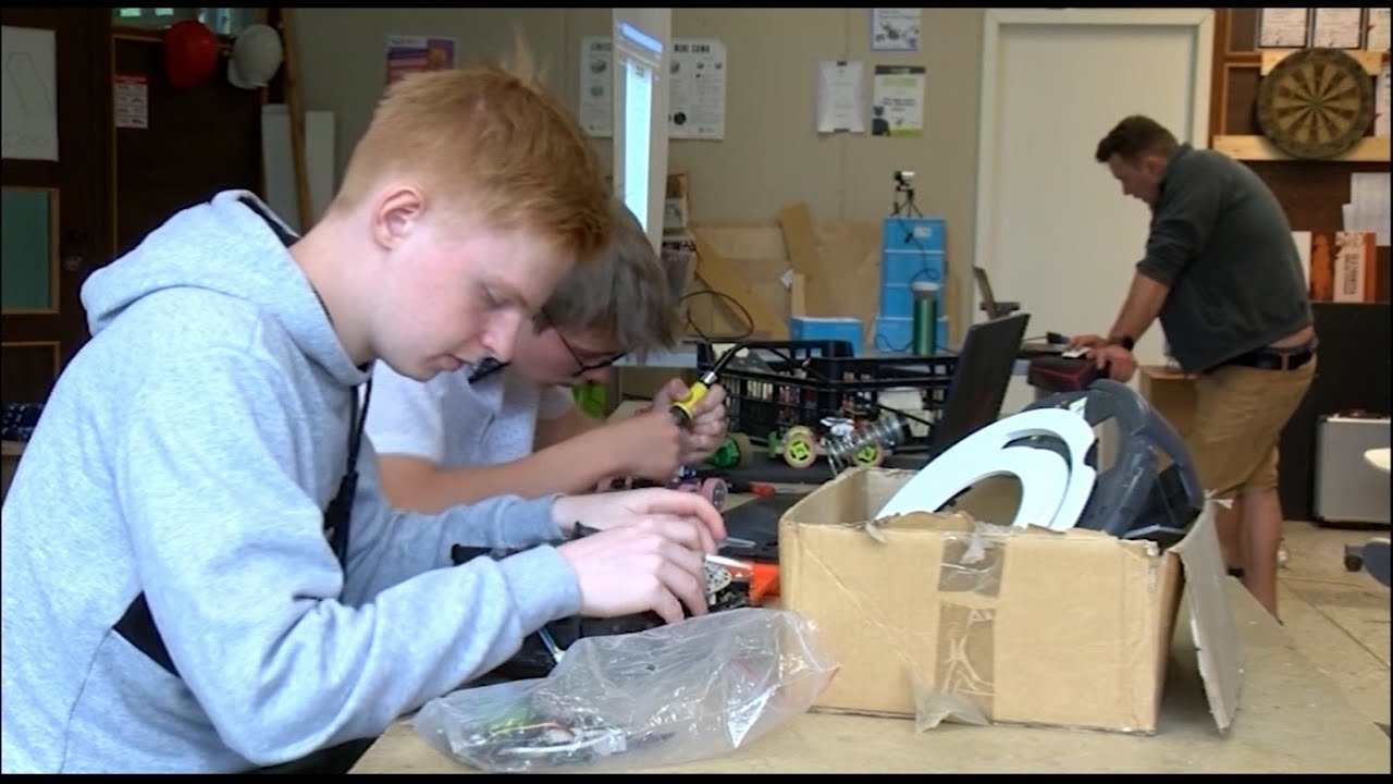 Siguldas jauniešu komanda uzvar Starptautiskajā Eiropas Kosmosa Aģentūras konkursā