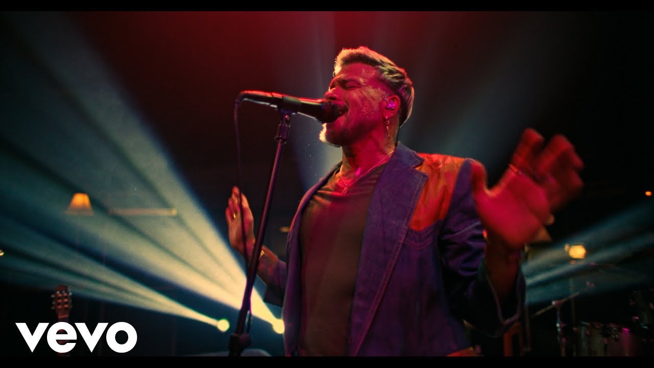 Pedro Capó - El Favor (Official Video)