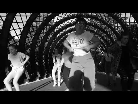 ISKABA BY DONGA GIRLS