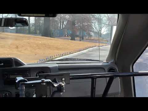 Driving thru the Gates of Graceland, Elvis Presley's Home.