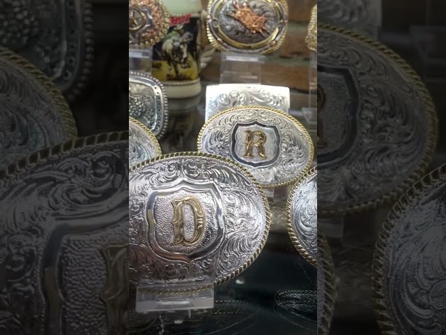 Vídeo relacionado con Oneyijun Trenzado Lienzo Cinturón Mujeres Hombres con Doble Plata Metal Hebilla con anilla en D Casual Unisexo 113cm