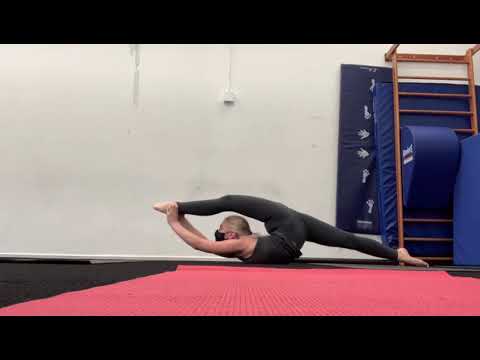 Contortion Flexibility Needle Split Roll Training (Emma)