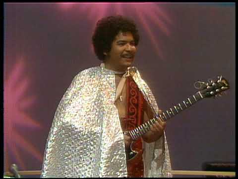 American Bandstand 1976- Interview Brass Construction