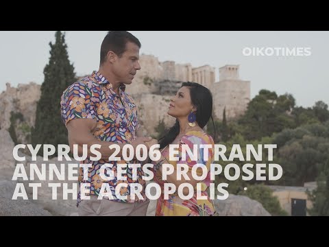 OIKOTIMES 🇨🇾 ANNET ARTANI (2006) GETS PROPOSED AT THE ACROPOLIS