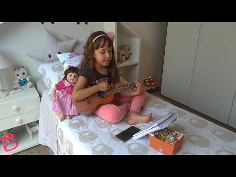 Na areia não quero construir. Firme sim. Icm. Louvores CIA's. Ukulele para crianças.