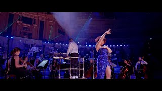 RAYE - Black Mascara. (Live at The Royal Albert Hall)
