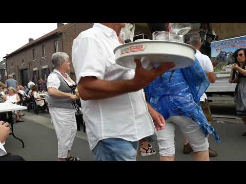 de batseklatsers bij Jetje zondag  8 Augustus