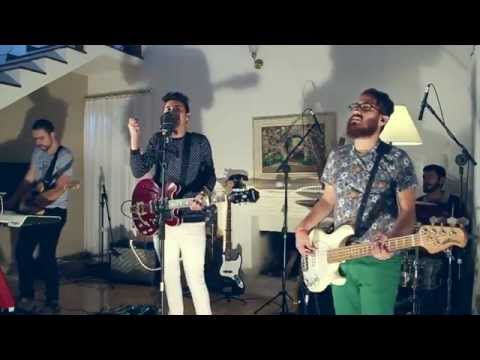 Salvaon Oficial - House Sessions - Lindo és [Beauty Beauty (David Brymer - cover)]