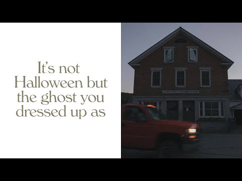 Noah Kahan - Halloween (Official Lyric Video)