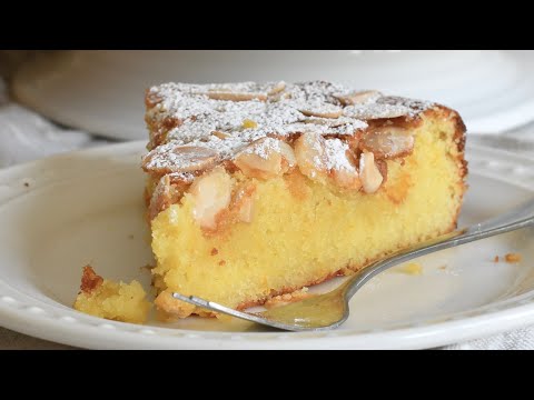 Soft, moist, easy to make AND gluten-free Italian almond and orange cake 😍