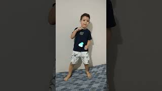 Trend do momento!. #criança #diversão