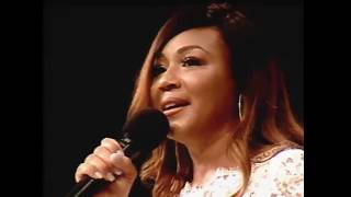 Gospel Superstar Erica Campbell Ministering In Songs At Temple of Deliverance COGIC 2018!