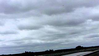 preview picture of video 'Hobbyking Cessna 182 2nd flight - July 3, 2011'