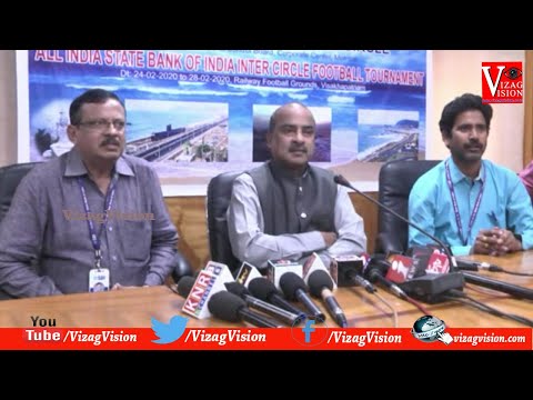 YCP MLA Roja Comment on Ex CM Chandrababu Naidu over AP Capital Amaravathi,Vizag Vision