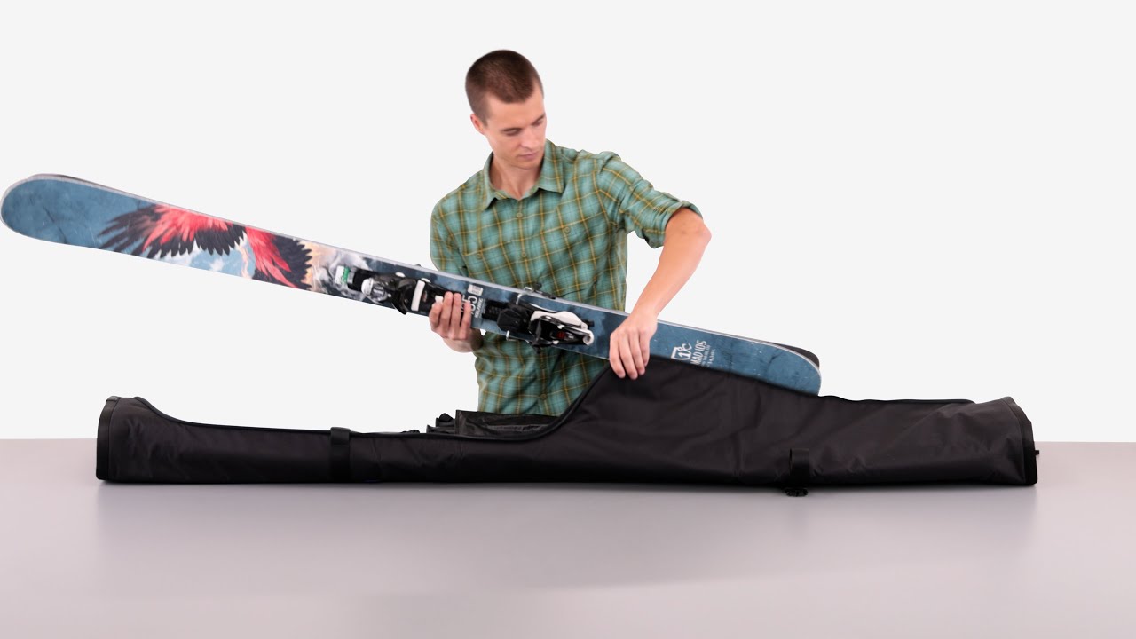 Look inside Thule RoundTrip ski bag