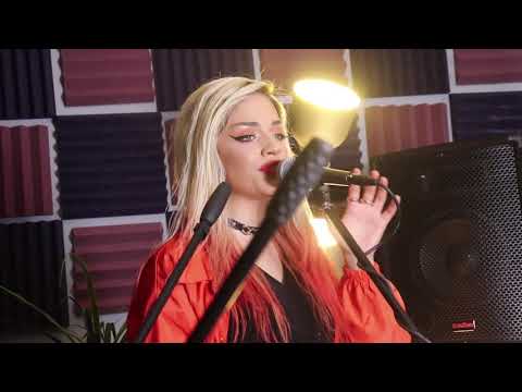 The Social Reality Show: KLAUDIA KEZIAH - GO (acoustic)