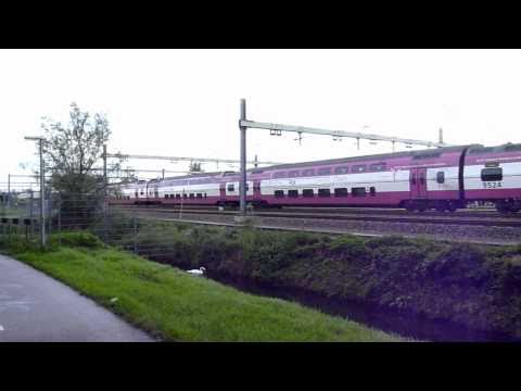 VIRM 9473@9524, reclame OV chipkaart, 16 september 2010, Barendrecht.