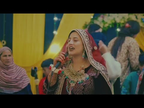 Viral video of Kashmiri bride singing on her mehndiraat  | kashmiri mehandiraat | #Kashmiri​