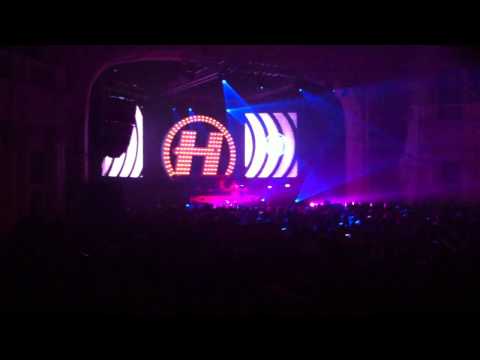 High Contrast feat Mc Wrec. Brand new song live@Hospitality Brixton Academy (22/04/2011)