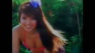 原幹恵ちゃん＆山本梓ちゃんのお気に入り水着姿の動画。