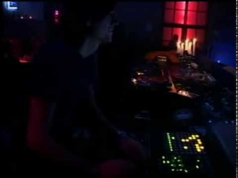 Vakant - Dumb Unit - Resolute @ Arma17 / RTS.FM - 11.12.2010