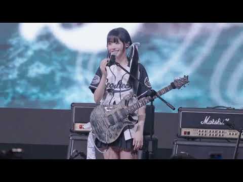 [8K]QWER 히나 직캠 풀버전 HINA FOCUS FULL ver. 서울과학기술대 축제 240925
