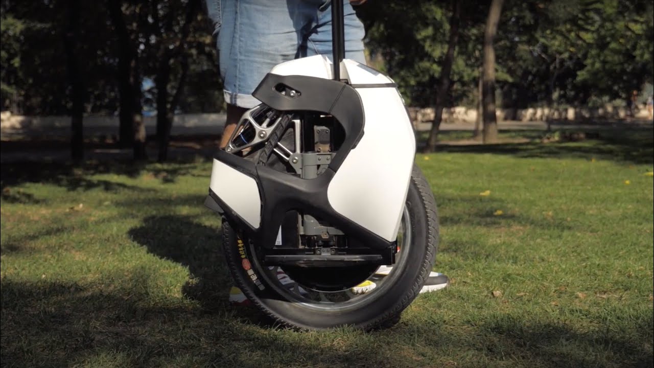 Моноколесо Kingsong S18 (Ruber Black) 1110Wh video preview
