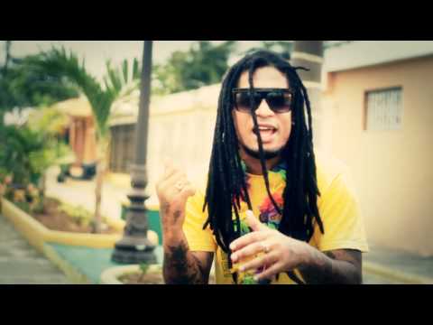 VAKERO - ECHALE AGUA (VIDEO OFICIAL) AMARILI