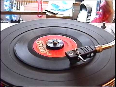 Busybody  - Jimmy Hanna and the Dynamics 45 RPM
