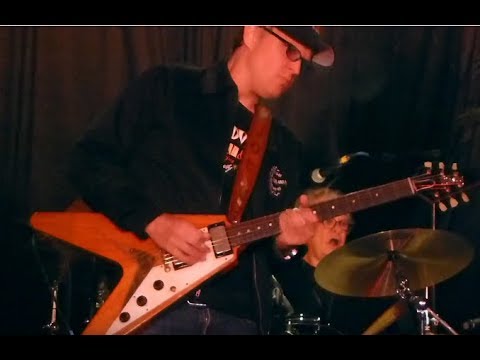 Joe Bonamassa Guesting with The Paulie Cerra Band on KTBA 4