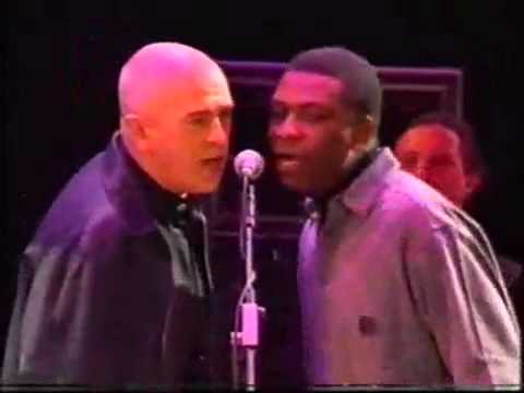Tracy Chapman, Bruce Springsteen, Peter Gabriel, Youssou N'Dour - Get up, Stand up
