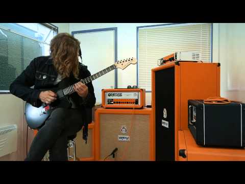 Jim Root tries out the Orange Rockerverb 100 MKIII Guitar Amp for the first time.