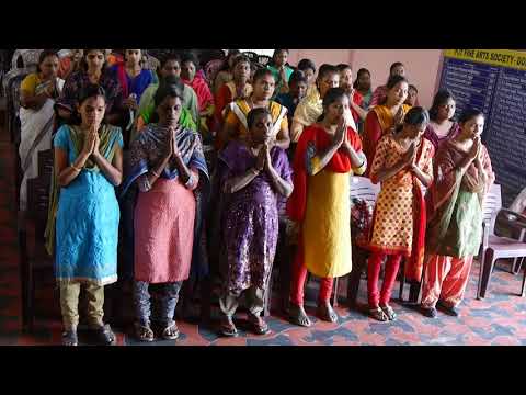 Zeugnis Übergabe, der Ärmsten Mädchen, in Tur-Abdin, Indien