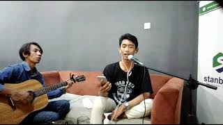 Download lagu Nike Ardilla - ku takkan bersuara ( cover pengamen caffe ) Reza & Fauzan warkop 1993 mp3