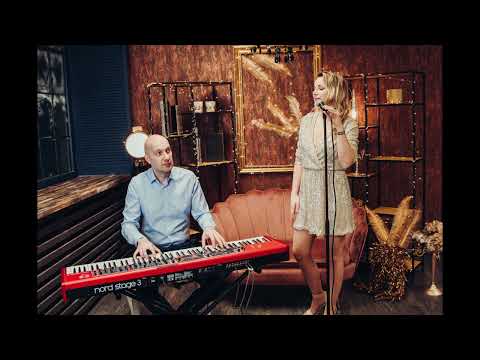 Hanna Ojamets & Ragnar Häide duo live.