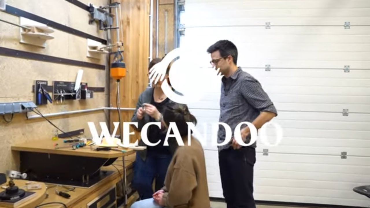 Fabriquez vos boucles d'oreilles en bois à la feuille d'or - Video