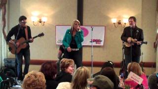Lauren Alaina-The Funny Thing About Love Live