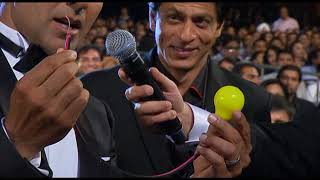 Akshay Kumar & Sajid Khan Comedy with Electrifying Shahrukh Khan | Zee Cine Awards 2011